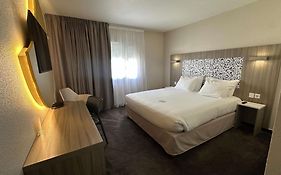 Ibis Styles Lyon Gorge De Loup Saphir